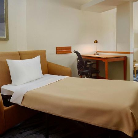 Fairfield Inn & Suites By Marriott Commerce Bagian luar foto