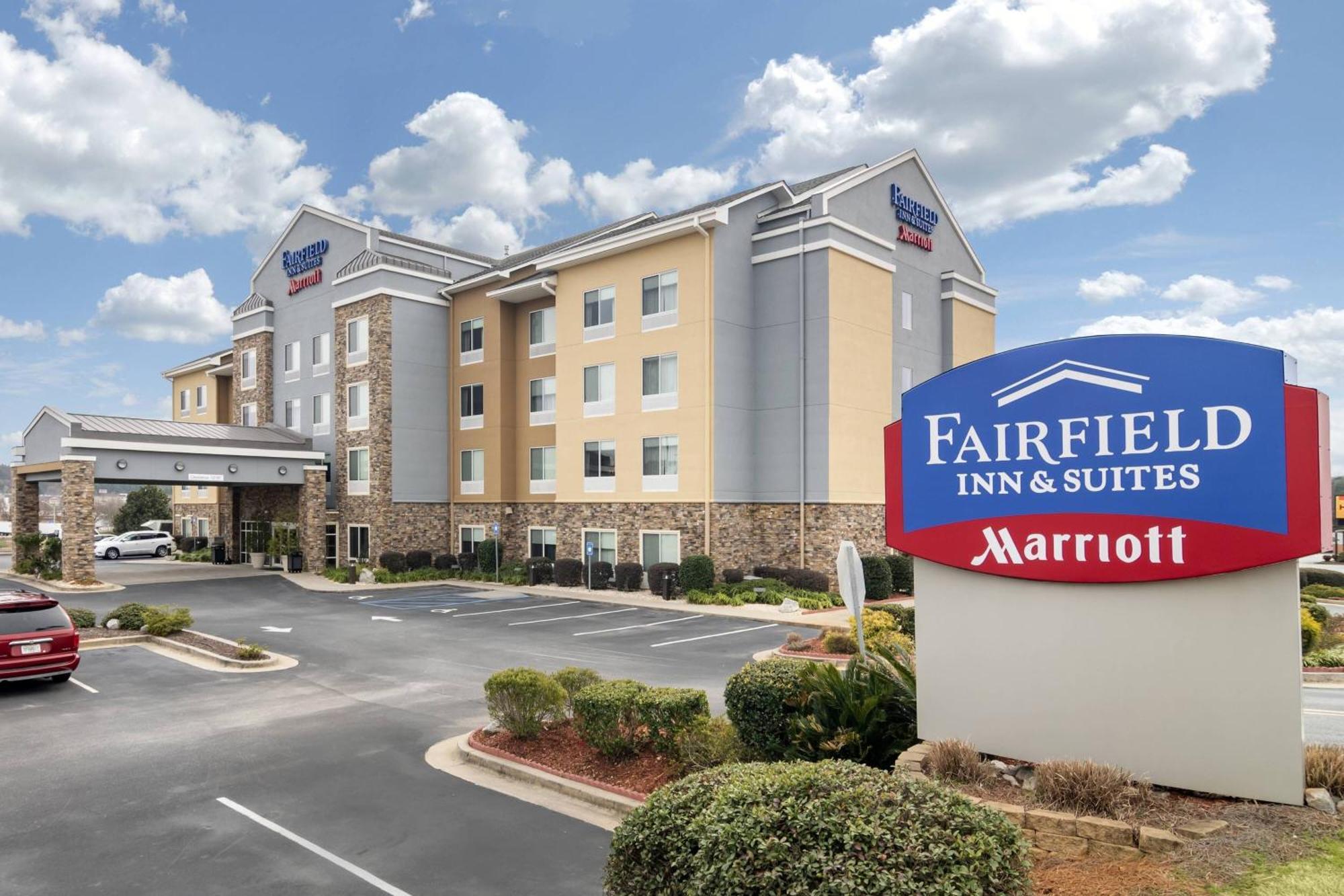 Fairfield Inn & Suites By Marriott Commerce Bagian luar foto