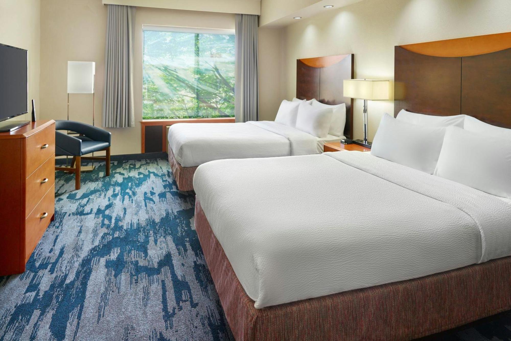 Fairfield Inn & Suites By Marriott Commerce Bagian luar foto